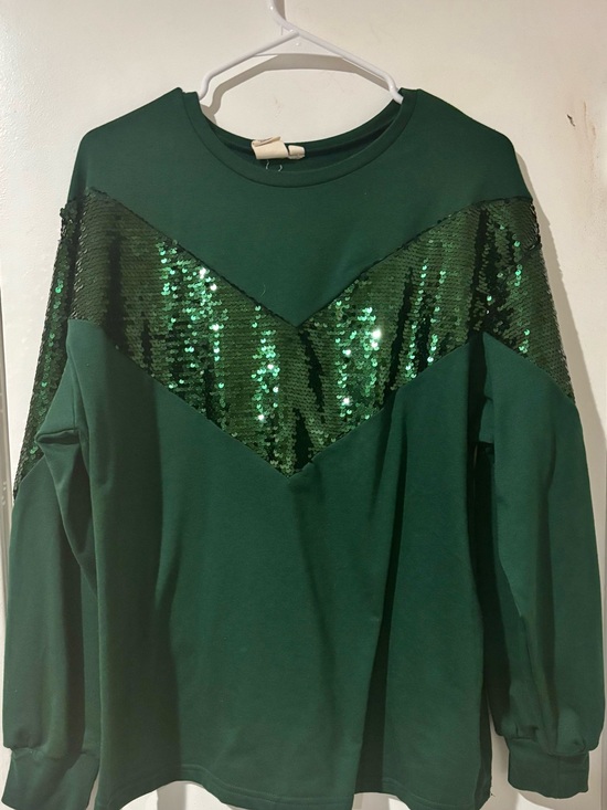 Grace + Emma Tops - Women’s Emerald Sequin Chevron Sweatshirt